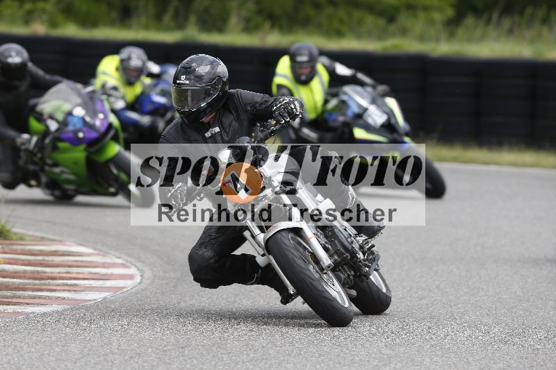 /Archiv-2025/22 06.06.2025 DISCOVER the BIKE ADR/Race 3 rot/4